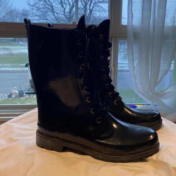 Rubber Boots 9 - Picture 6 of 10